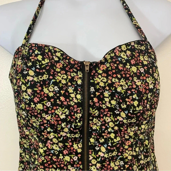 American Rag Halter Top  1X Floral Front Zip Smocked Back Pin Up Y2K Dainty New - Picture 2 of 11